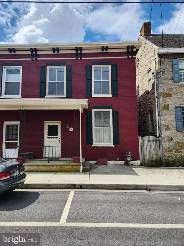 11 E BALTIMORE ST, Funkstown, MD 21734