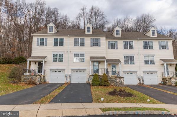 4640 LOUISE SAINT CLAIRE DR, Doylestown, PA 18902