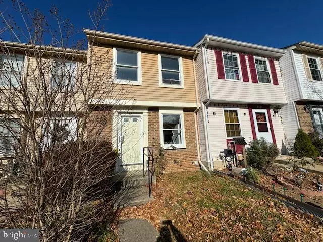 Springfield, VA 22153,8304 BARK TREE CT