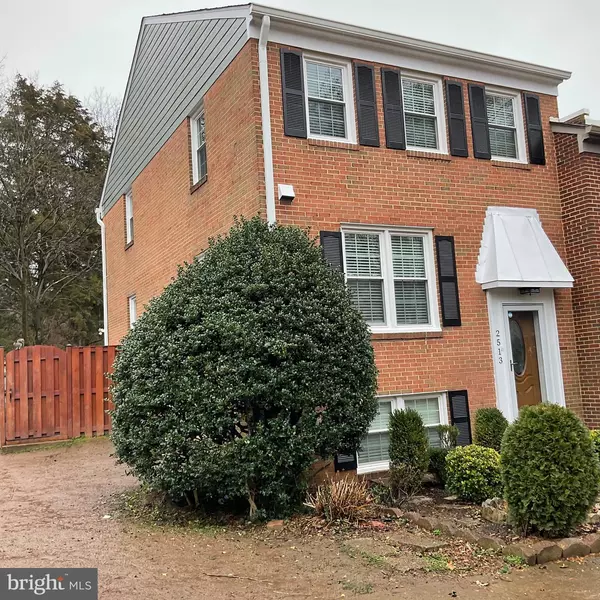 Alexandria, VA 22306,2513 WINDBREAK DR