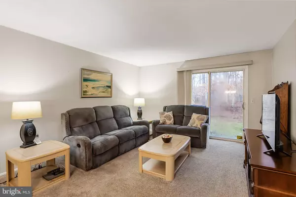 Absecon, NJ 08205,75 CLUB PL