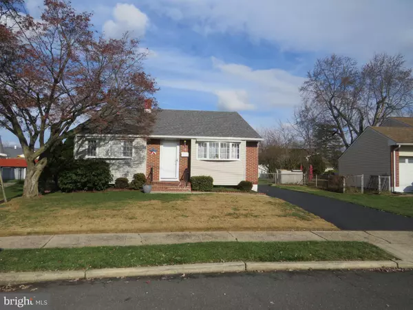 28 HASTINGS RD, Hamilton, NJ 08620