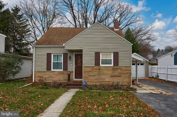 2601 NORTHLAND AVE, York, PA 17406