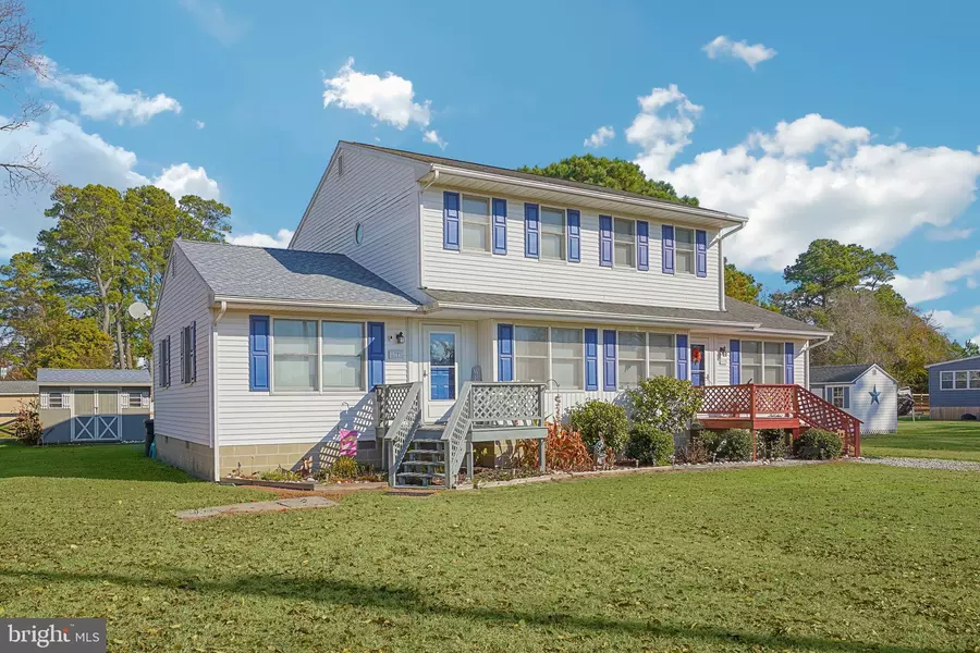 6133 MARTIN LN, Chincoteague Island, VA 23336