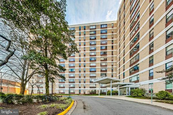 4600 DUKE ST #911, Alexandria, VA 22304