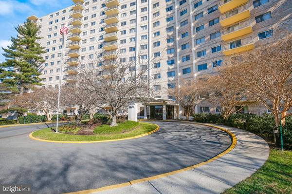 Silver Spring, MD 20902,1121 UNIVERSITY BLVD W #1306-B