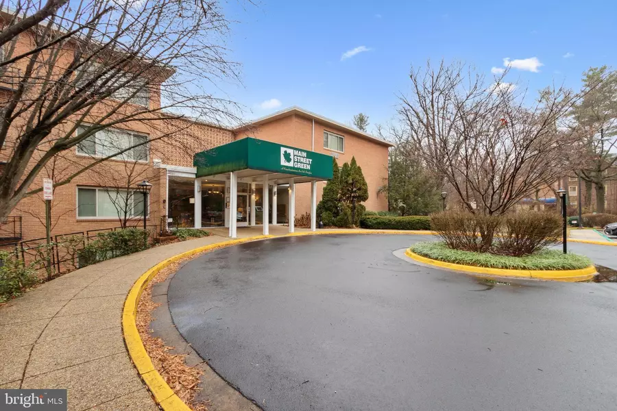 10570 MAIN ST #401, Fairfax, VA 22030