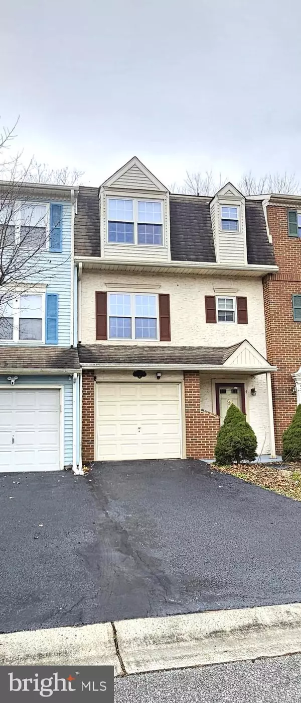 4 EVLON CT, New Castle, DE 19720
