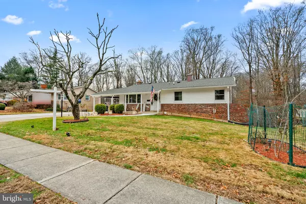 5208 RUSSETT RD, Rockville, MD 20853