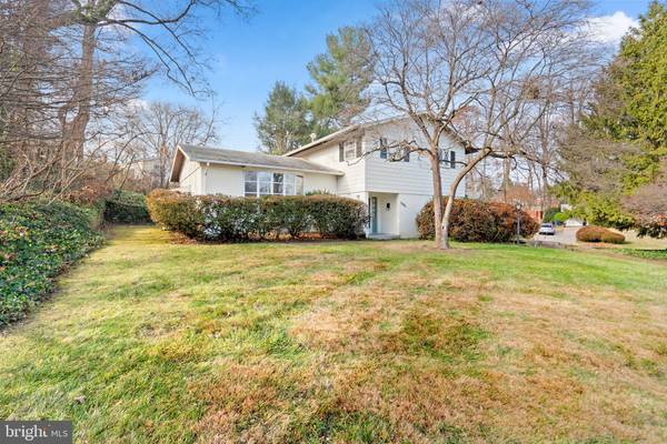 Annandale, VA 22003,6830 MURRAY LN