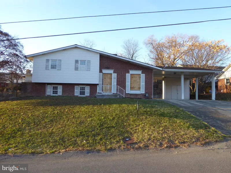 320 VALLEY VIEW AVE, Keyser, WV 26726