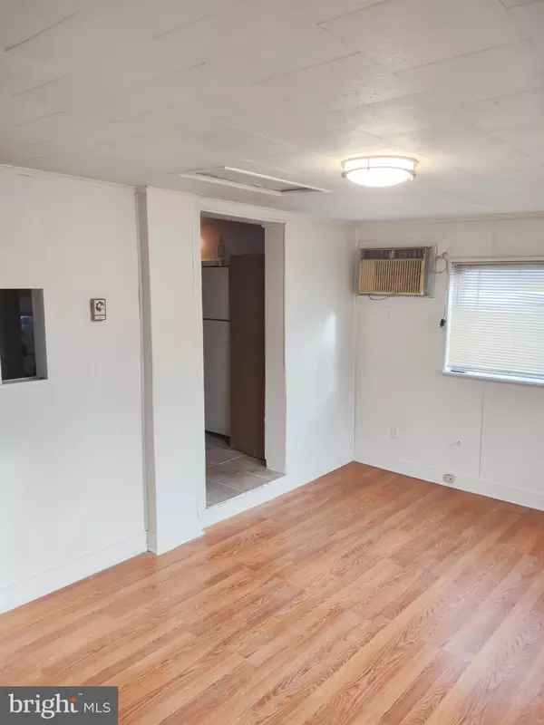 Gwynn Oak, MD 21207,5606 SAINT MARYS ST