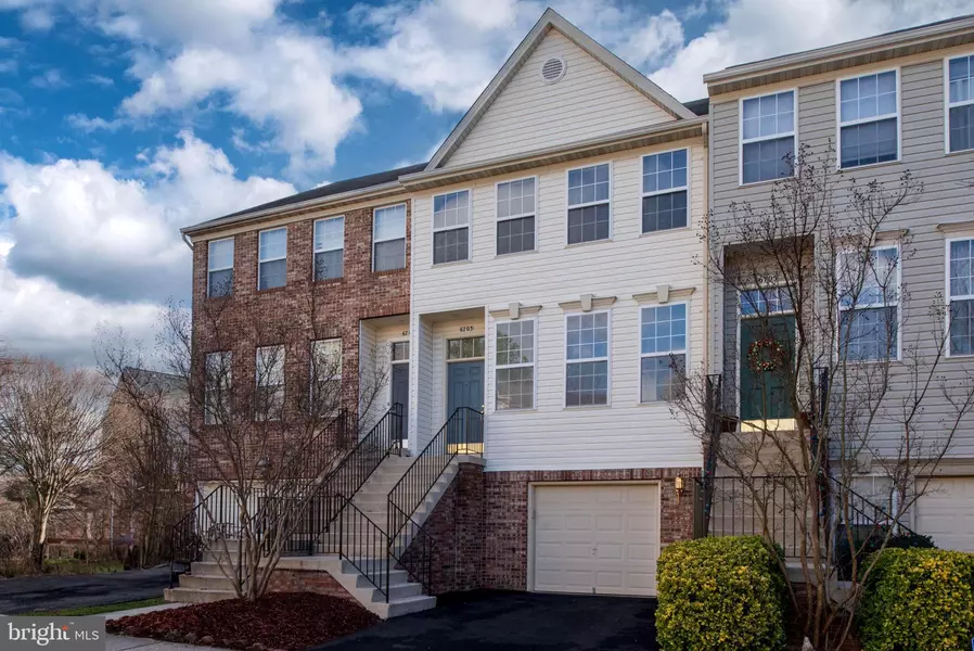 6703 DOROTHY GILES CT, Alexandria, VA 22315