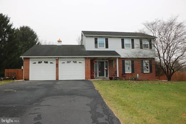 1812 HEARTHSTONE LN, Middletown, PA 17057