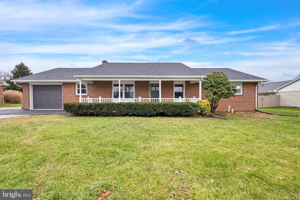 3595 LEWISBERRY RD, York, PA 17404