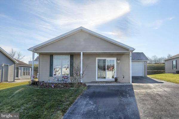 12 BURKE DR, Shippensburg, PA 17257