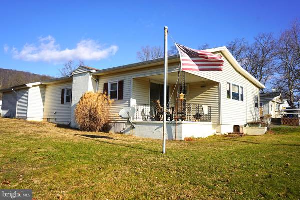 1895 ARCH ROCK RD, Mifflintown, PA 17059