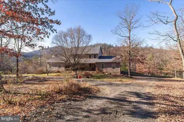 Hedgesville, WV 25427,81 EDGE OF WOODS LN