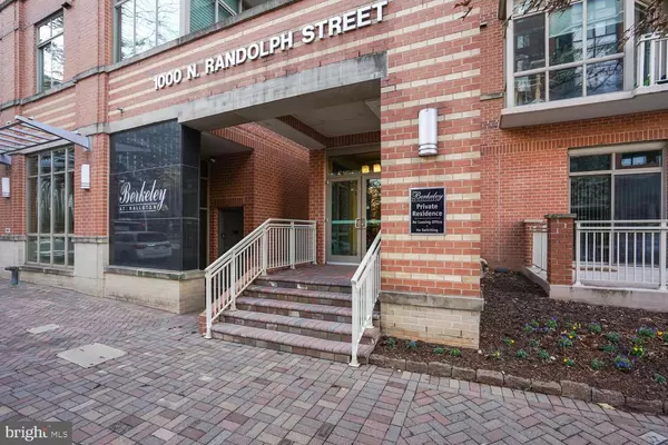 1000 N RANDOLPH ST #904, Arlington, VA 22201