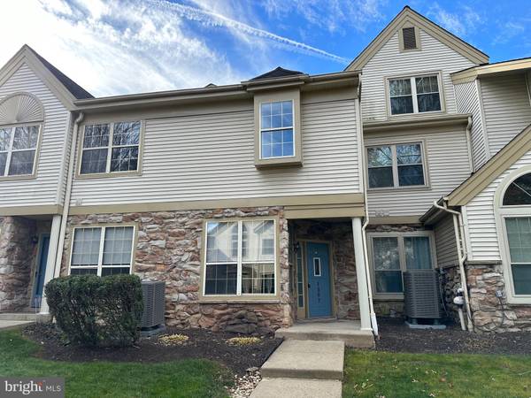 1307 FOXMEADOW DR #1307, Royersford, PA 19468