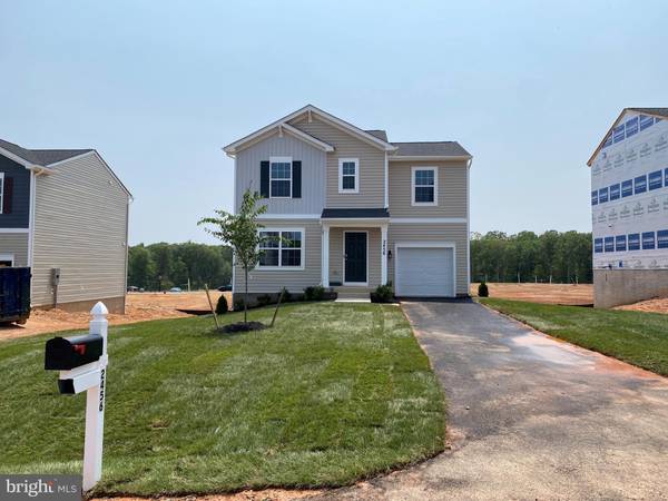 35687 PINE NEEDLE LN, Locust Grove, VA 22508