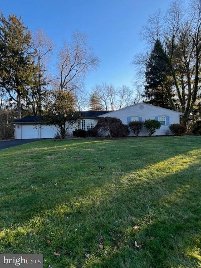 Yardley, PA 19067,9 HIGHVIEW LN