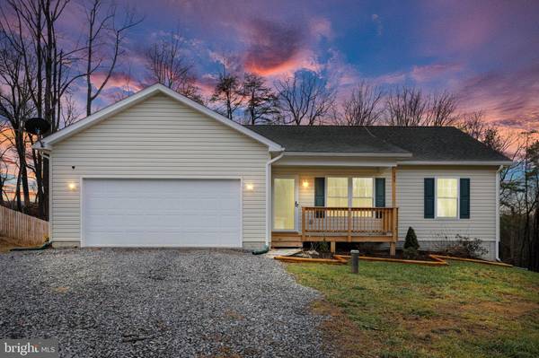 165 HAMPSHIRE HOUSE DR, Yellow Spring, WV 26865