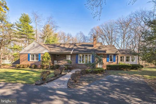 30 CHRISTIAN LN, Cherry Hill, NJ 08002