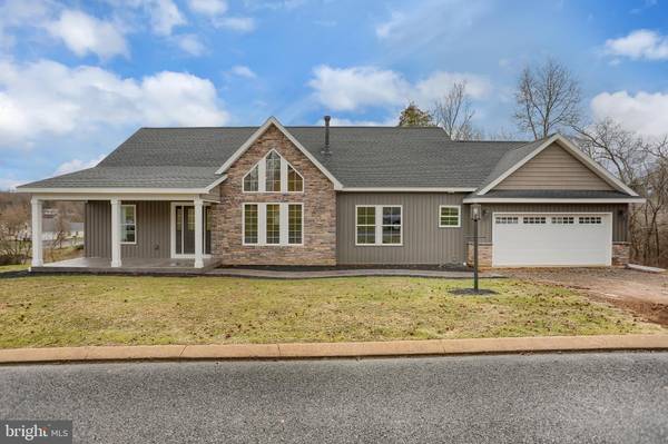 1214 FOX MEADOW CIR, Bellefonte, PA 16823