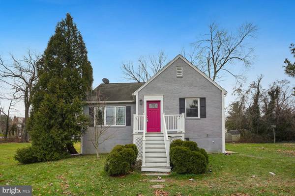 705 WOODSDALE, Catonsville, MD 21228