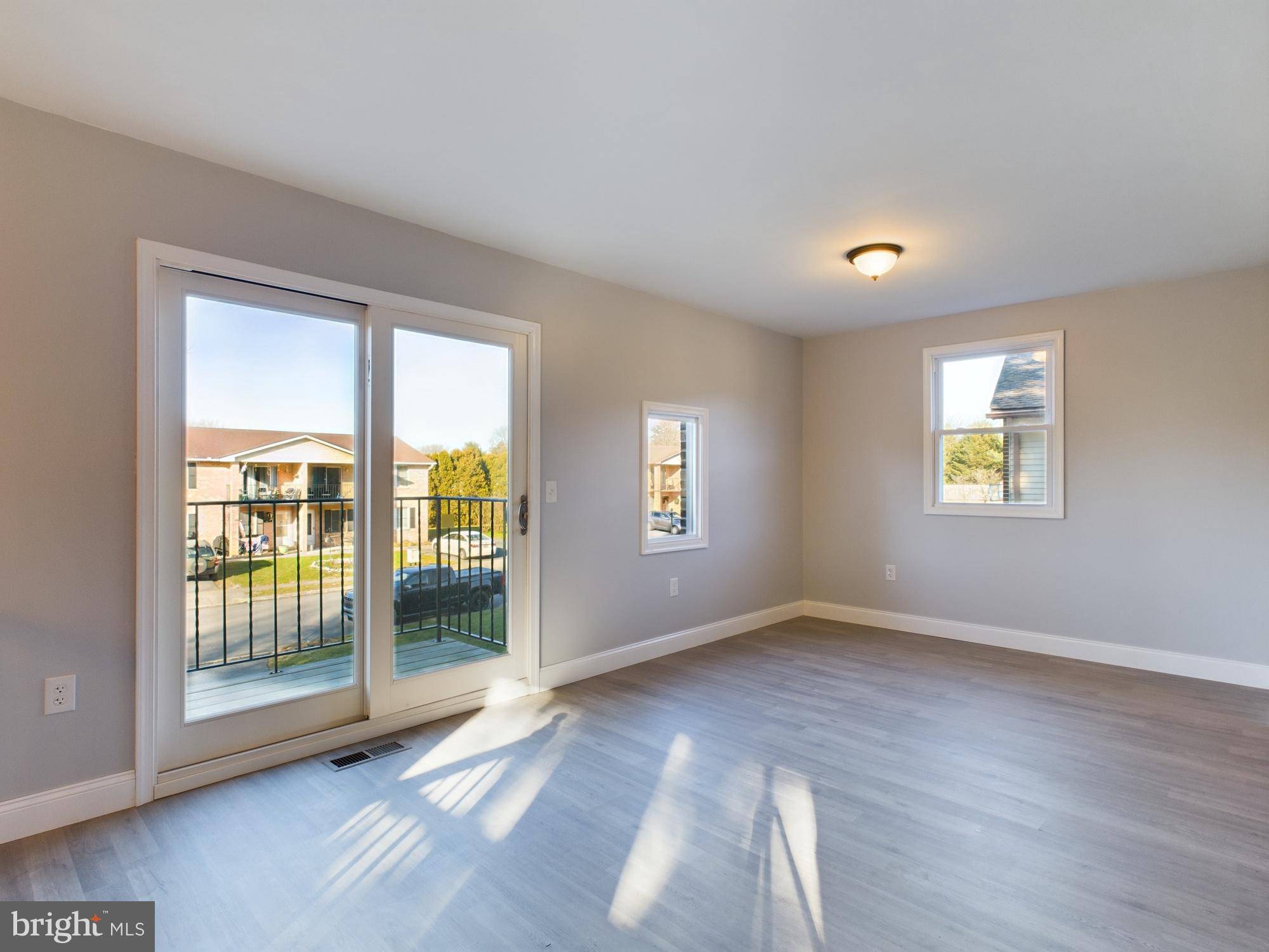 Easton, PA 18045,4072 VAUGHN ST