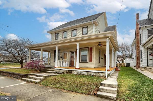 Palmyra, PA 17078,232 E CHERRY ST