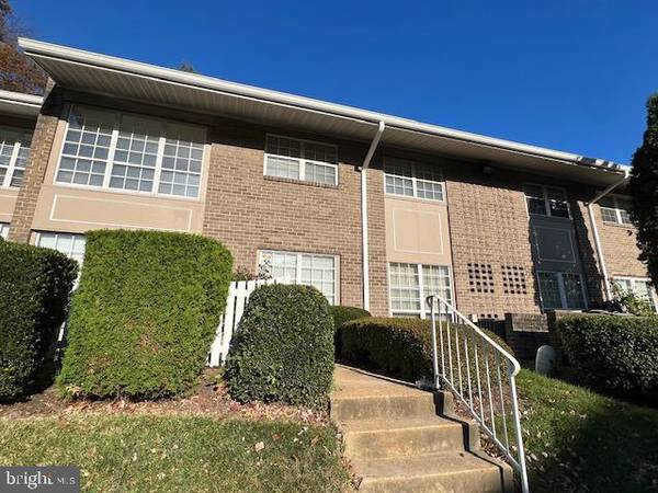 1961 KENNEDY DR #1961, Mclean, VA 22102