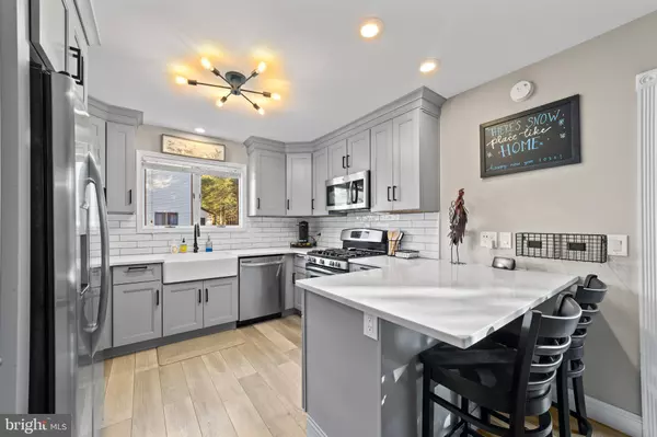 Ewing, NJ 08628,1 BECKETT CT