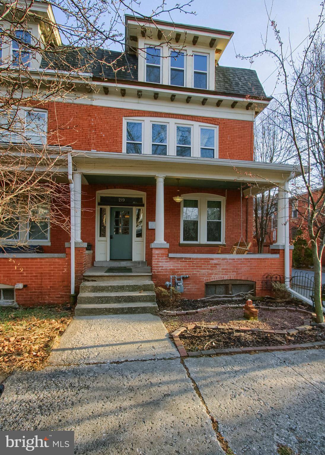 Harrisburg, PA 17110,219 EMERALD ST