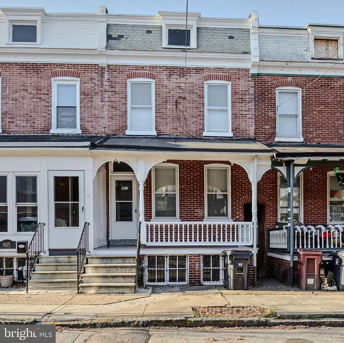 Wilmington, DE 19801,907 N LOMBARD ST