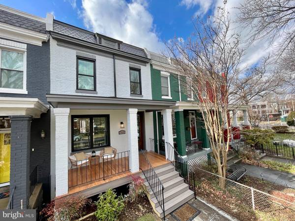 705 KENTUCKY AVE SE, Washington, DC 20003