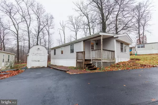 3 MOUNTAIN TOP LN, Narvon, PA 17555