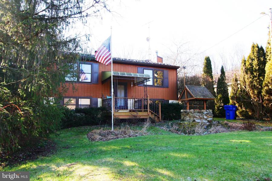 7863 GNATSTOWN RD, Hanover, PA 17331