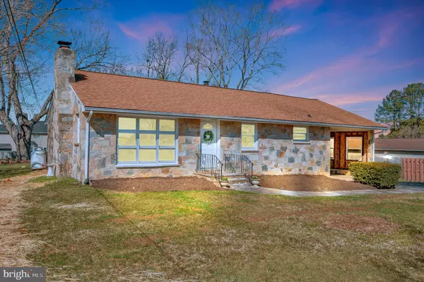 53 RINGGOLD RD, Fredericksburg, VA 22405