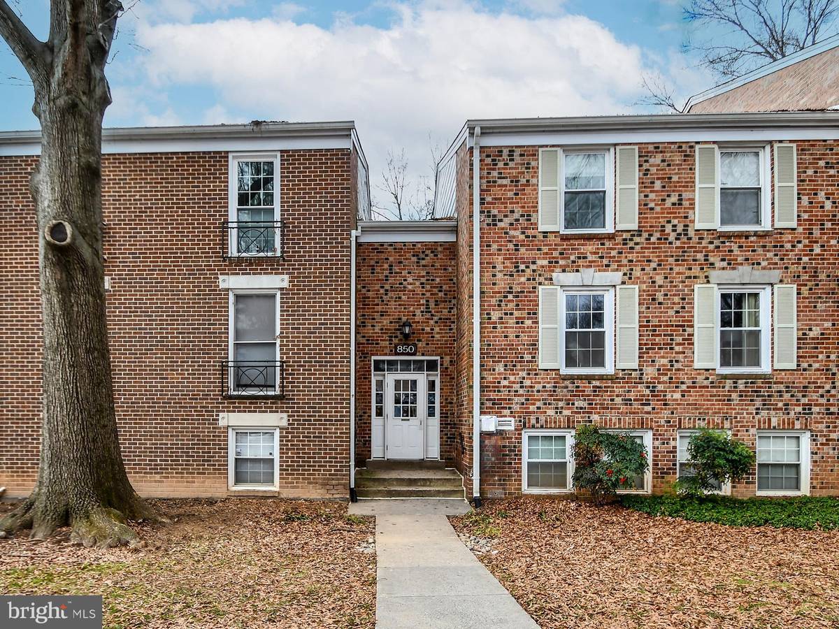 Gaithersburg, MD 20878,850 QUINCE ORCHARD BLVD #201