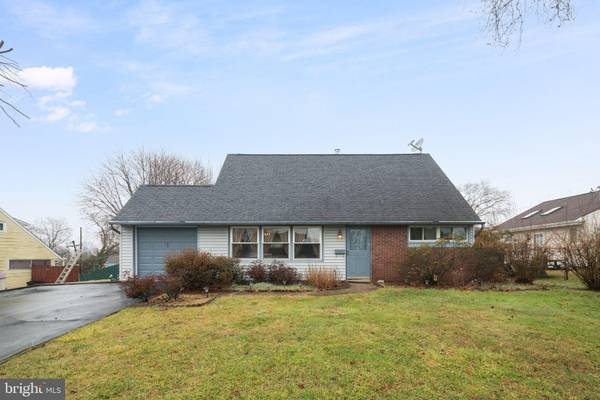 45 QUAKER HILL RD, Levittown, PA 19057