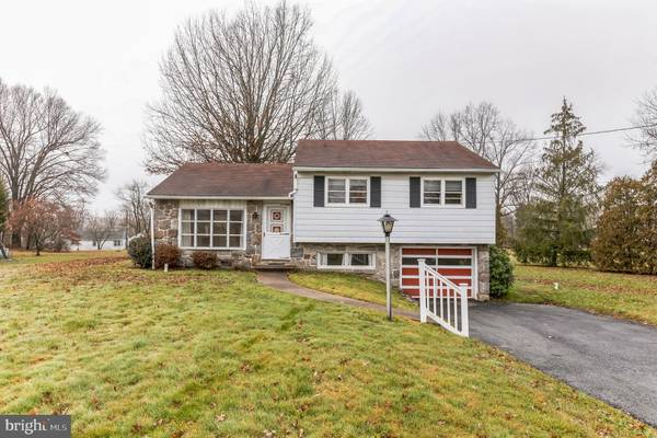 2277 VILLA DR, Pottstown, PA 19464