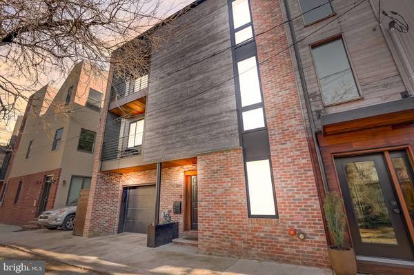 885 N ORKNEY ST, Philadelphia, PA 19123