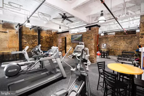 Baltimore, MD 21202,521 SAINT PAUL ST #2BR