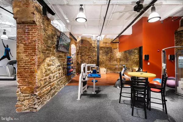Baltimore, MD 21202,521 SAINT PAUL ST #2BR