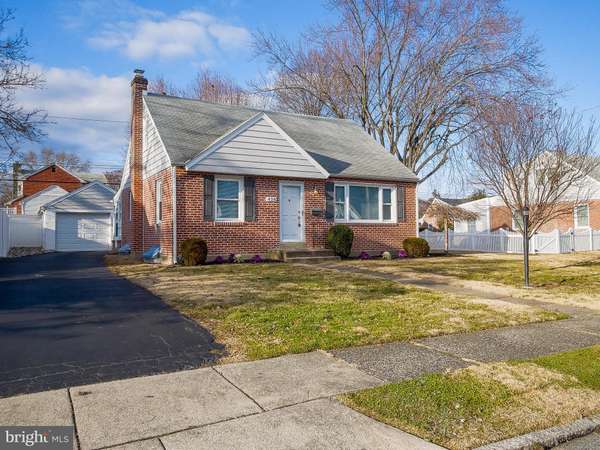 Springfield, PA 19064,438 BARKER RD