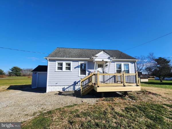 684 S BROADWAY, Pennsville, NJ 08070