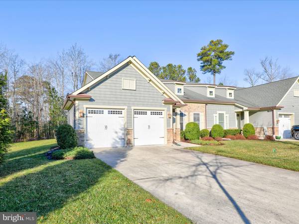 Ocean View, DE 19970,38837 CEDAR WAXWING LN