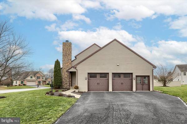 York, PA 17404,2521 COUSLER CIR